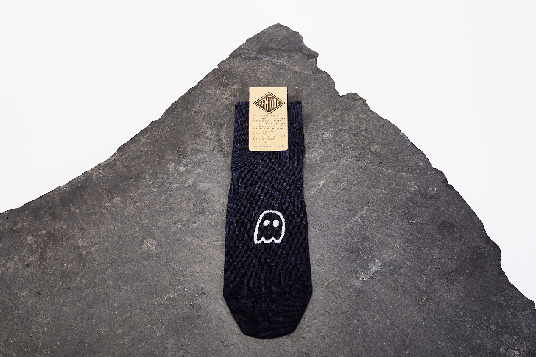 CHAUSSETTES_LIN_FANTOME_MIF_LINEN_SOCKS_FACE_PETIT_FANTOME_BLEU_MARINE