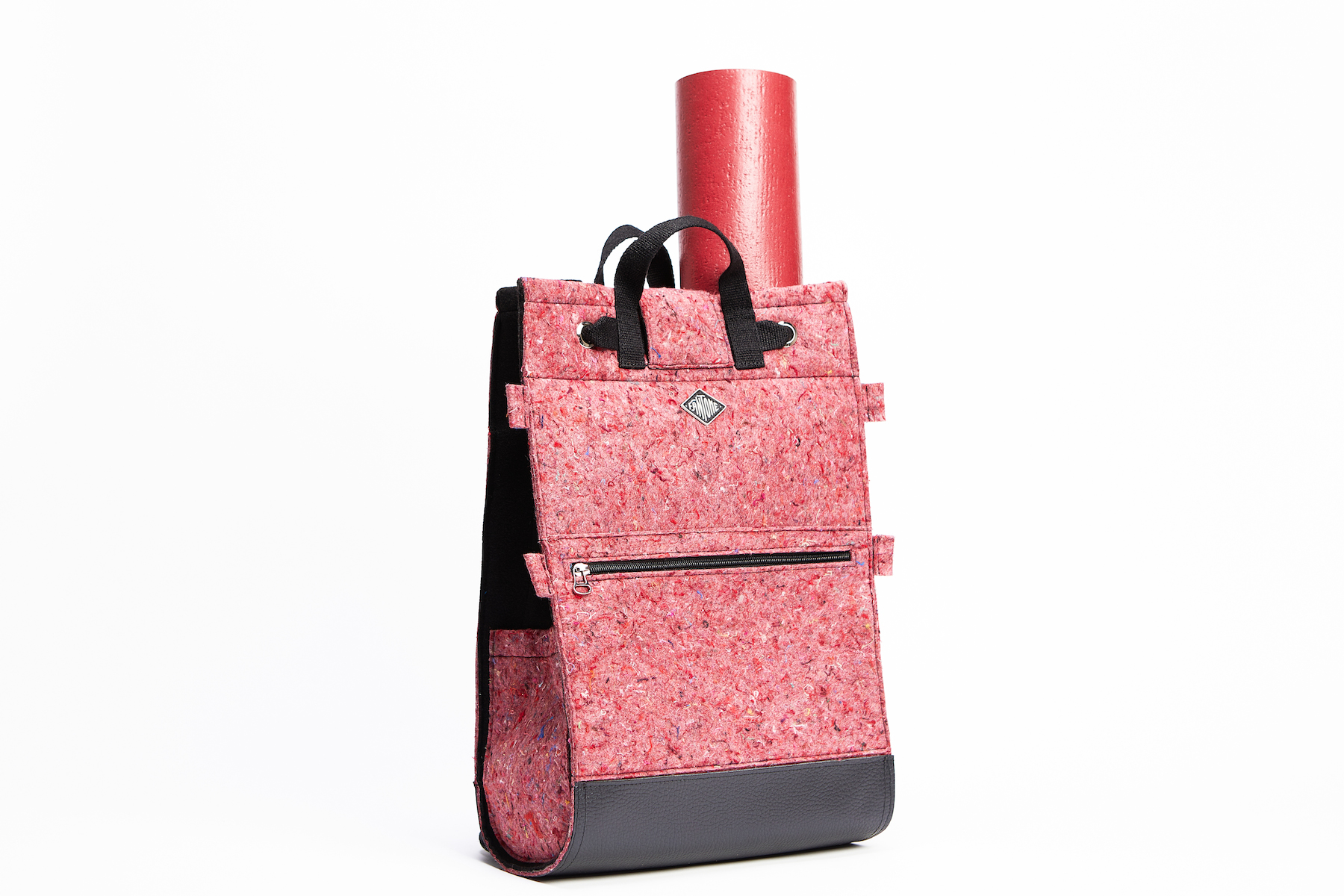 SAC_A_DOS_FANTOME_MADE_IN_FRANCE_RECYCLAGE_SURCYCLAGE_MODE_RESPONSABLE_DURABLE_ARISTIDE_FEU_YOGA