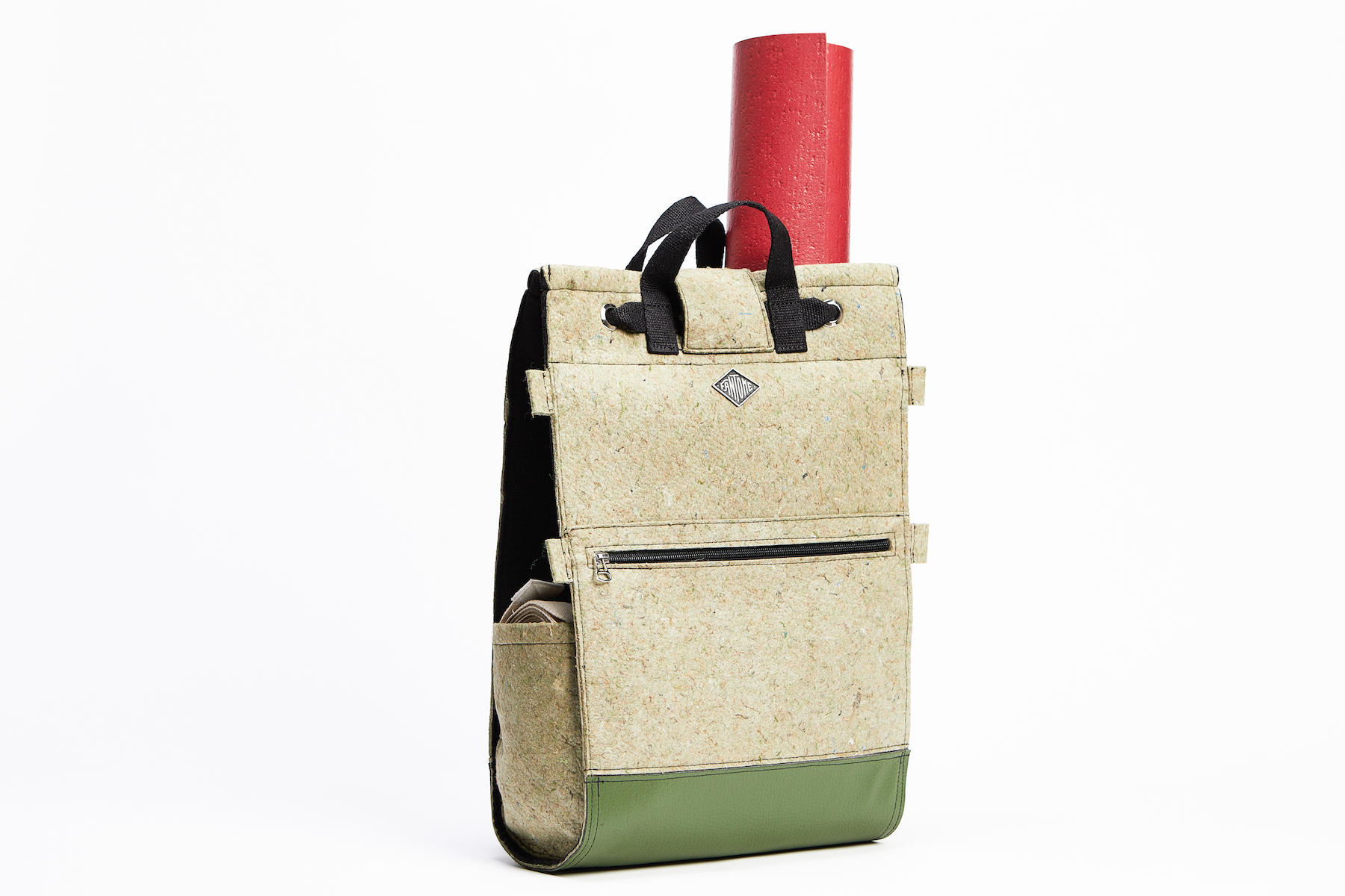 SAC_A_DOS_FANTOME_MADE_IN_FRANCE_RECYCLAGE_SURCYCLAGE_MODE_RESPONSABLE_DURABLE_ARISTIDE_TERRE_YOGA