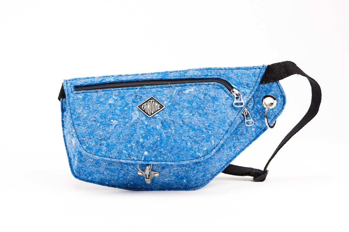 SAC_FEUTRINE_RECYCLEE_GRANITO_IVY_FANTOME_MODE_RESPONSABLE_MADE_IN_FRANCE-1 utilisation de matériaux recyclés et confection made in France. Mode alternative éco-conçu. Artisan du recyclage. solution pour utiliser les déchets. Femme engagée pour une mode responsable.