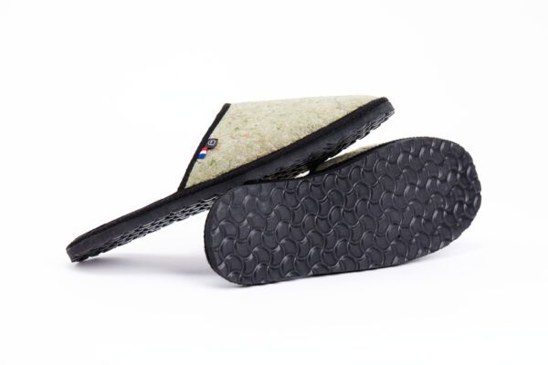 mules chaussons made in france en textiles recyclé. la mode du futur