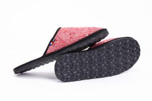 mules chaussons made in france en textiles recyclé. la mode du futur