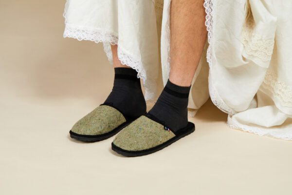 mules chaussons made in france en textiles recyclé. la mode du futur