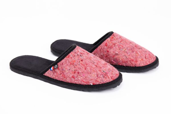 mules chaussons made in france en textiles recyclé. la mode du futur