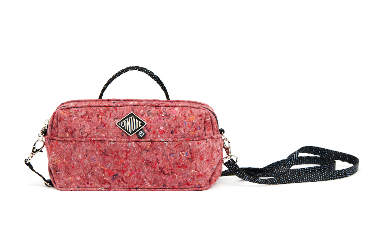 SAC_FEUTRINE_RECYCLEE_GRANITO_POIPOI_FANTOME_MODE_RESPONSABLE_MADE_IN_FRANCE-8 sac à main réalisé à partir de matériaux issus du recyclage. Confection éthique, confection française. maroquinerie alternative.